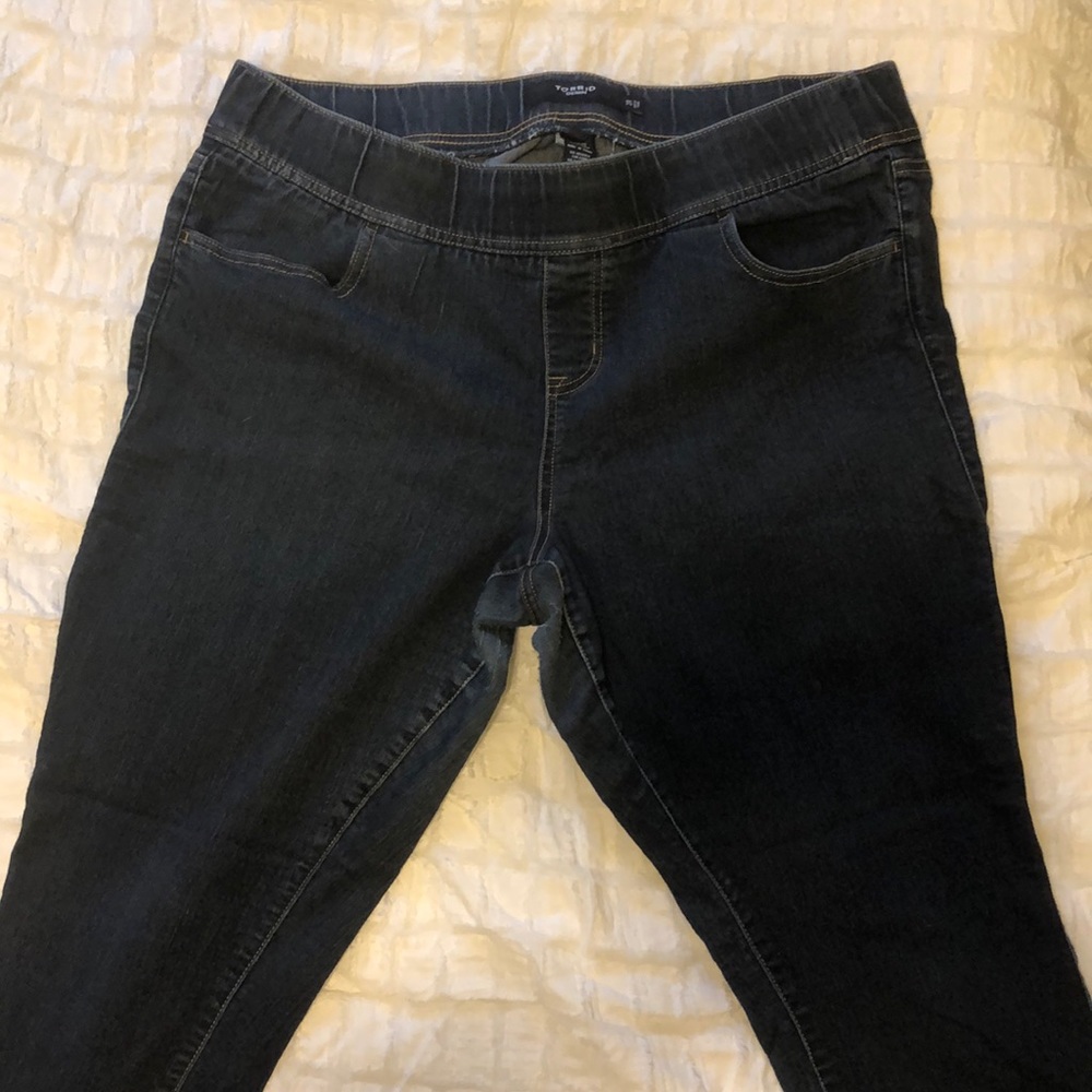 Torrid Denim Lean Jean in dark wash. Gently worn.